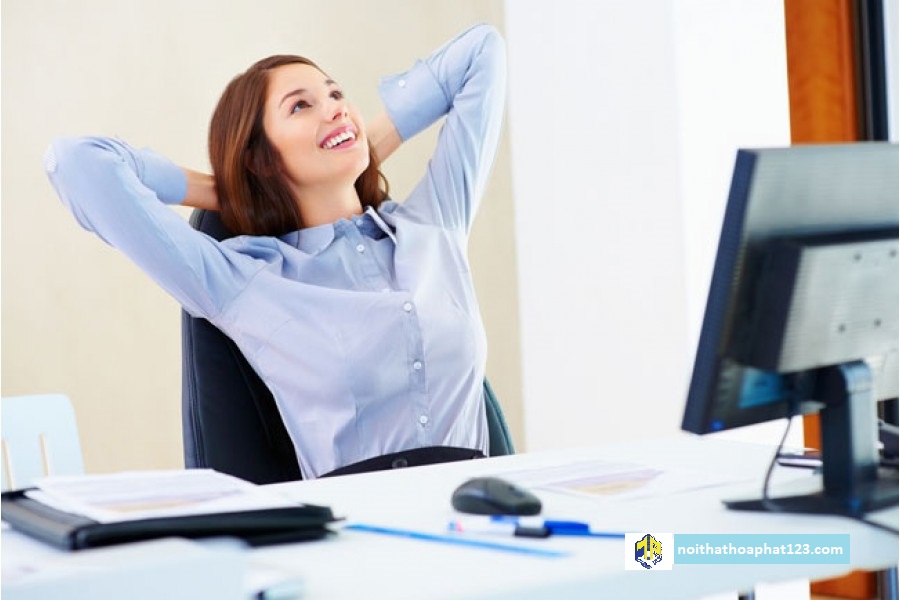 bàn ghế văn phòng chuẩn giúp bảo vệ sức khỏe