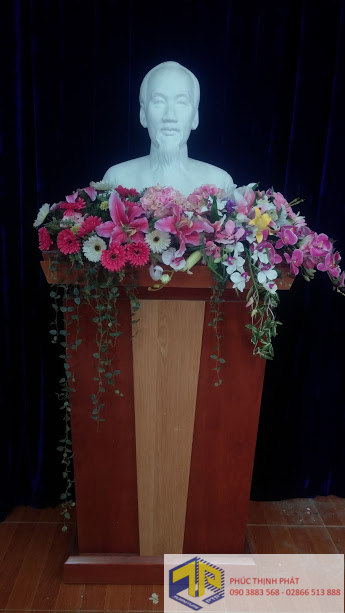 bục tượng bác